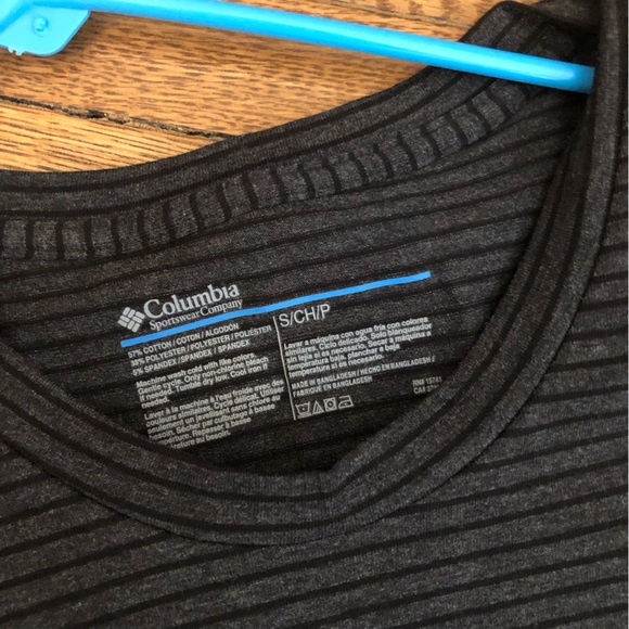 NWT Columbia sportswear striped tshirt small gray mens short sleeve - Picture 2 of 4